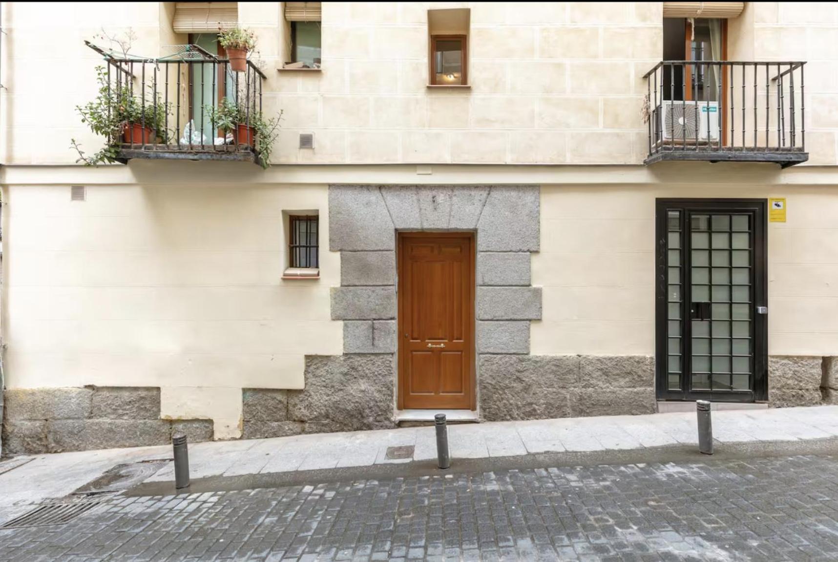2 Bedrooms 1 Bathroom Furnished - Las Letras - Bright - Mintystay Мадрид Экстерьер фото